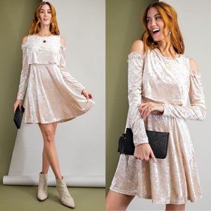Easel | Holly Holiday Long Sleeve Ice Crushed Velvet Cold Shoulder Flowy Dress
